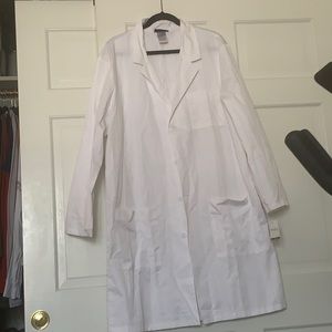 Cherokee Lab Coat (40 inch)